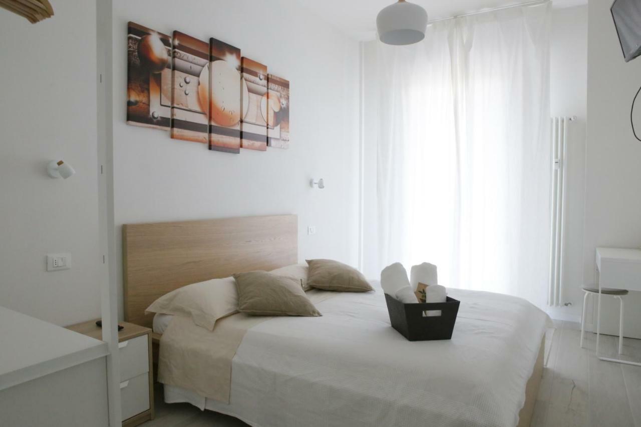 Soleluna Fiera 6 Rooms Boloňa Exteriér fotografie