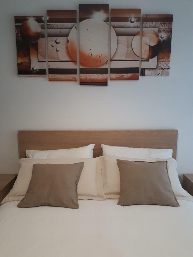 Soleluna Fiera 6 Rooms Boloňa Exteriér fotografie